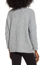 Load image into Gallery viewer, CH392T- CHUNKY KNIT SWEATER
