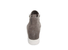 Load image into Gallery viewer, WEDGIE GREY SUEDE