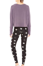 Load image into Gallery viewer, Silver Lips Foil Tall Band Leggings