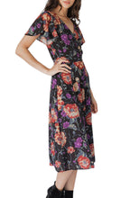 Load image into Gallery viewer, Blair Floral Flutter Sleeve Dress