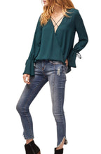 Load image into Gallery viewer, Delilah Flutter Sleeve Blouse
