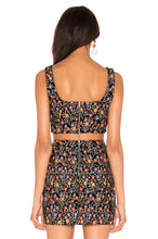 Load image into Gallery viewer, SCOOP NECK CROP TOP