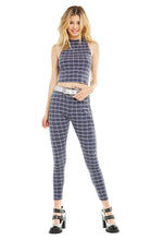 Load image into Gallery viewer, Simple Plaid Fountain Crop | Oxford