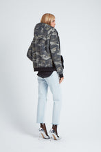 Load image into Gallery viewer, The Stratosphere Hoodie - Khaki Camo