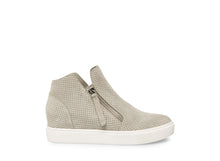 Load image into Gallery viewer, CALIBER GREY SUEDE