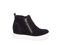 Load image into Gallery viewer, BLACK SUEDE