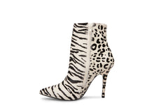 Load image into Gallery viewer, ASHTON ZEBRA