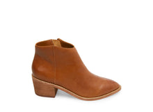 Load image into Gallery viewer, BRN LEATHER