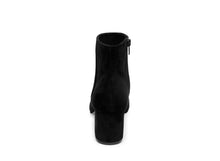 Load image into Gallery viewer, BLACK SUEDE