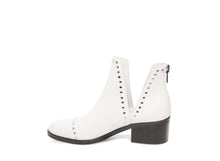 Load image into Gallery viewer, WHITE LEATHER