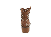 Load image into Gallery viewer, TAN SUEDE