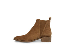 Load image into Gallery viewer, JERRY COGNAC SUEDE