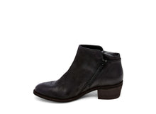 Load image into Gallery viewer, BLACK LEATHER