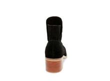Load image into Gallery viewer, BLACK SUEDE