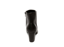 Load image into Gallery viewer, MISSIE BLACK LEATHER