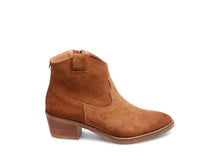 Load image into Gallery viewer, CHESTNUT SUEDE