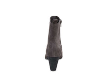 Load image into Gallery viewer, GREY SUEDE