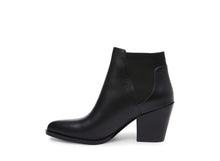 Load image into Gallery viewer, PATROL BLACK LEATHER