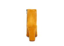 Load image into Gallery viewer, PIXIE MUSTARD SUEDE