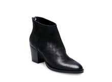 Load image into Gallery viewer, BLACK LEATHER