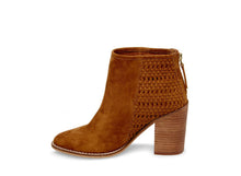 Load image into Gallery viewer, COGNAC SUEDE