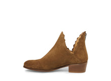 Load image into Gallery viewer, UTAH COGNAC SUEDE