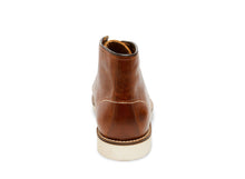 Load image into Gallery viewer, TRUMPET COGNAC LEATHER