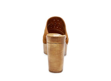 Load image into Gallery viewer, CHESTNUT SUEDE