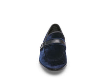 Load image into Gallery viewer, BLUE VELVET