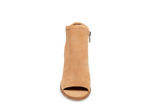 Load image into Gallery viewer, COGNAC SUEDE
