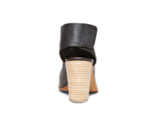 Load image into Gallery viewer, BLACK LEATHER