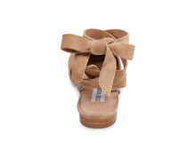 Load image into Gallery viewer, CAMEL SUEDE