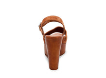 Load image into Gallery viewer, COGNAC SUEDE