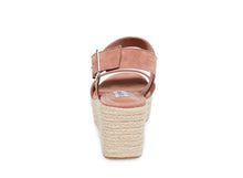 Load image into Gallery viewer, TAN SUEDE