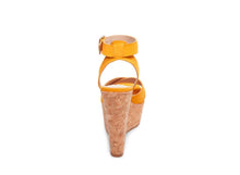 Load image into Gallery viewer, YELLOW NUBUCK