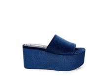 Load image into Gallery viewer, HARLOW BLUE VELVET