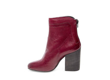 Load image into Gallery viewer, ACTON BURGUNDY
