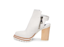 Load image into Gallery viewer, WHITE LEATHER