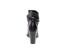 Load image into Gallery viewer, BLACK LEATHER
