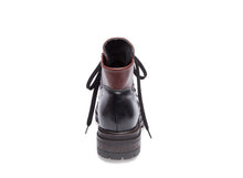Load image into Gallery viewer, MINNI BLACK LEATHER