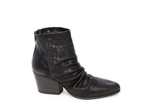 Load image into Gallery viewer, BLACK LEATHER