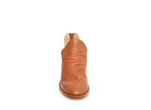 Load image into Gallery viewer, TYLER COGNAC LEATHER