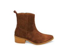 Load image into Gallery viewer, CHESTNUT SUEDE