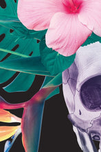 Load image into Gallery viewer, Killer Luau Capri Leggings