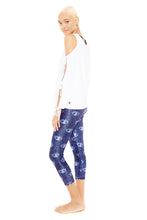 Load image into Gallery viewer, Blink Tall Band Capri Leggings