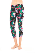 Load image into Gallery viewer, Killer Luau Capri Leggings